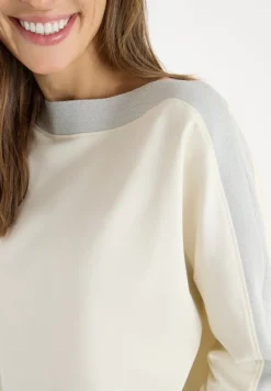 Batwing Shirt mit Tape creamy white