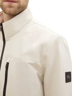 Blousonjacke mit recyceltem Polyester beige alfalfa