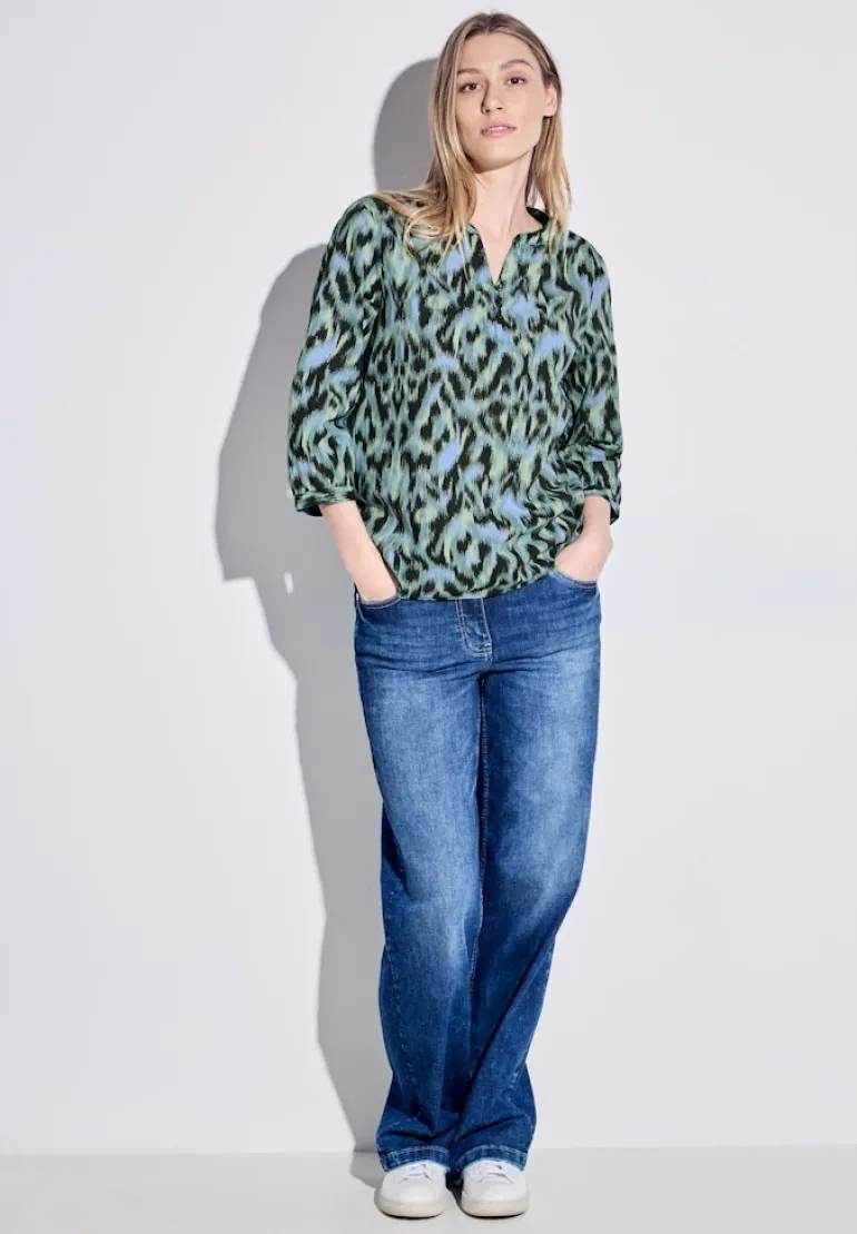 Bluse mit modernem Print strong khaki