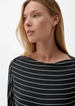 Bluse mit U-Boot-Ausschnitt schwarz