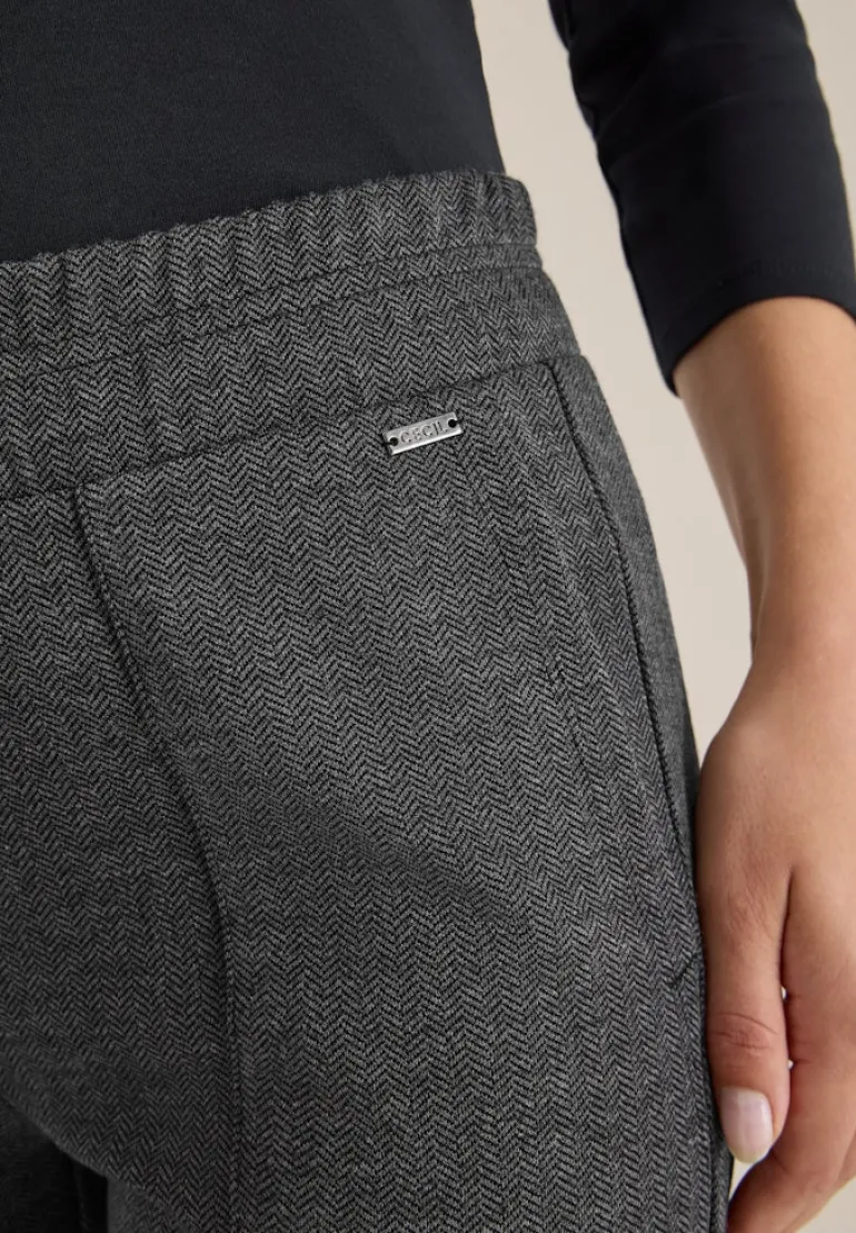 Casual Fit Hose black