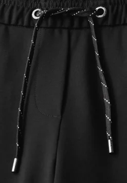 Casual Fit Hose black