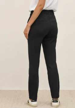 Casual Fit Hose black