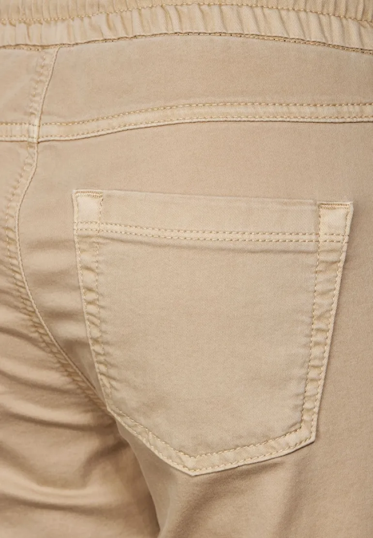 Casual Fit Hose mit Stretch authentic beige