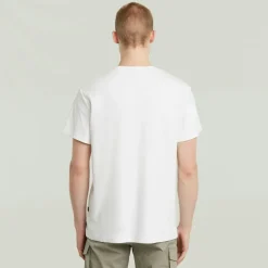 Chest logo r t white