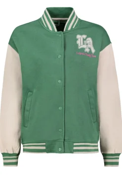 D10600C02555A3 foliage green