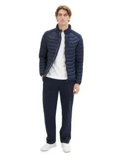 Hybrid Jacke mit recyceltem Polyester sky captain blue