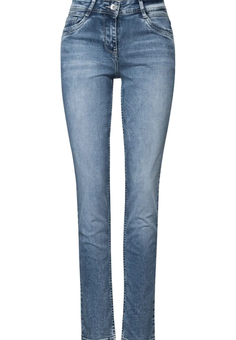 Jeans im Casual Fit light blue wash