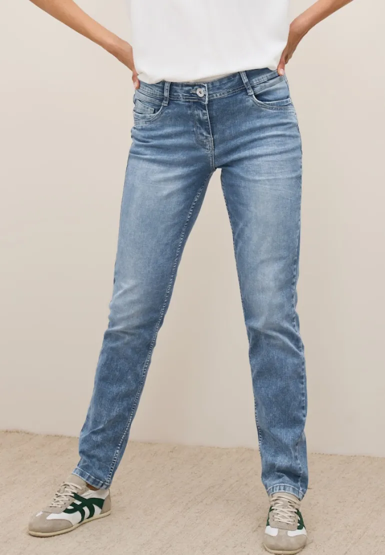 Jeans im Casual Fit light blue wash