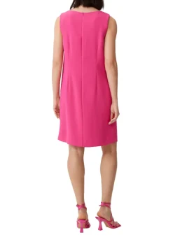 Kurzes Kleid aus Crêpe pink
