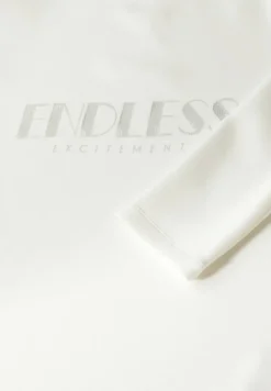 Langarmshirt mit Wording vanilla white