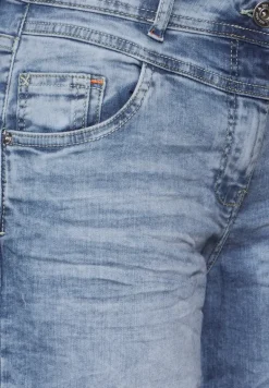 Loose Fit Jeans light blue washed