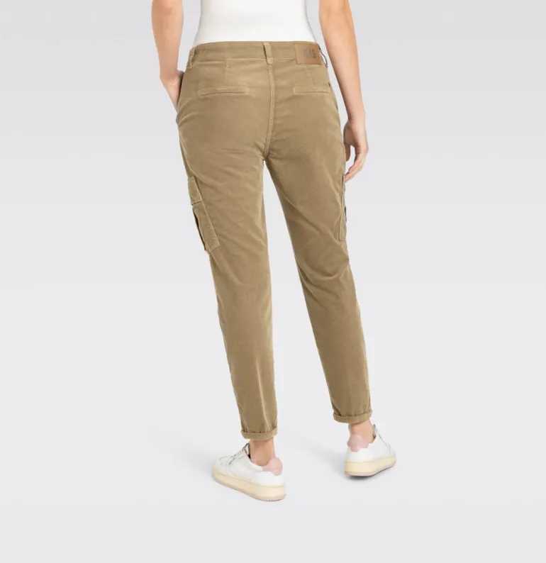 MAC JEANS - RICH CARGO, Baby soft corduroy grün