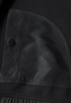 Materialmix Sweatjacke black