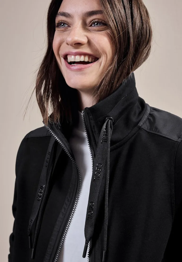 Materialmix Sweatjacke black