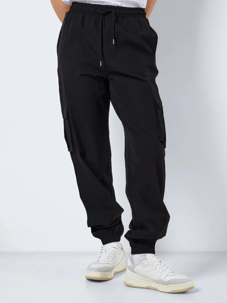 NMKIRBY HW CARGO PANTS WVN NOOS black