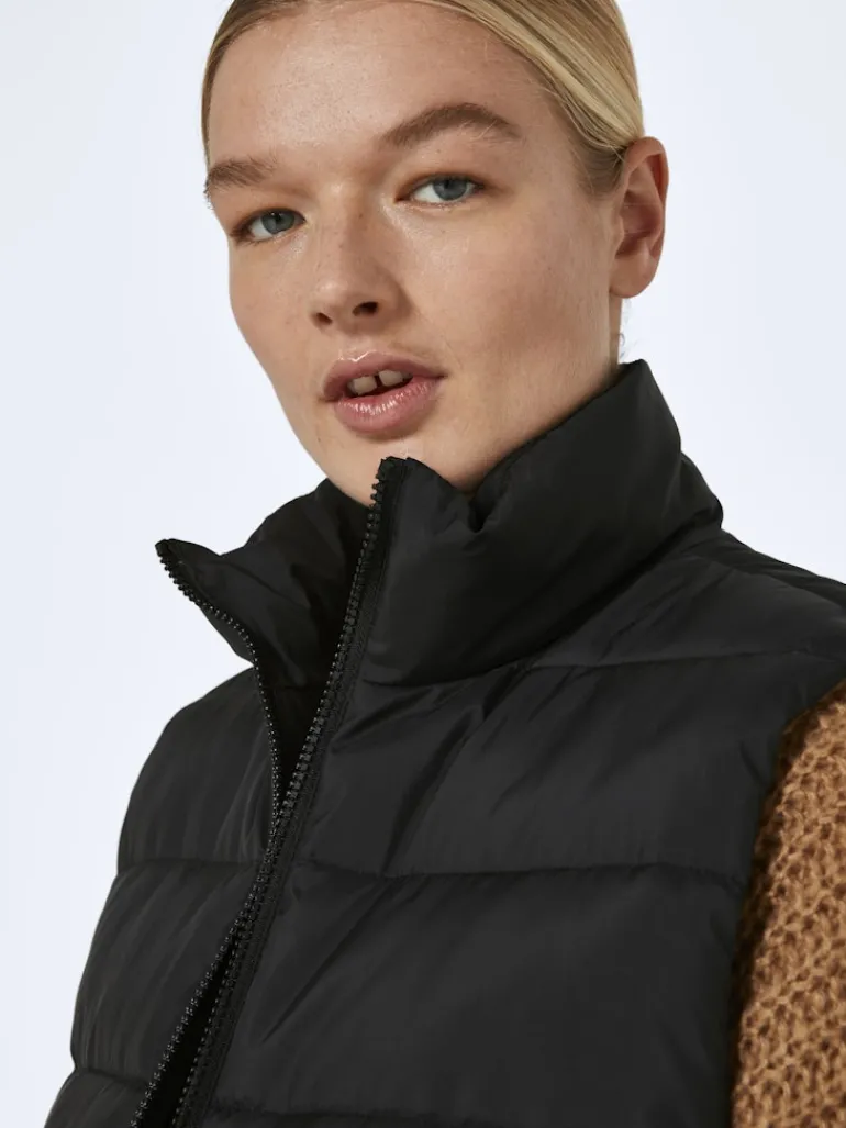 NMMARCUS VEST NOOS black