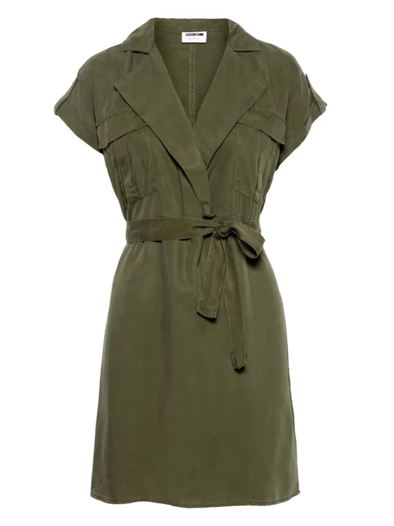 NMVERA S/S ENDI TENCEL DRESS FWD S* olive night