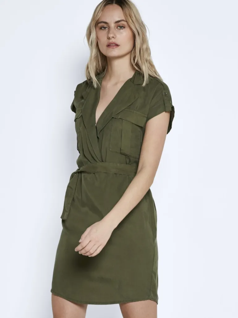 NMVERA S/S ENDI TENCEL DRESS FWD S* olive night