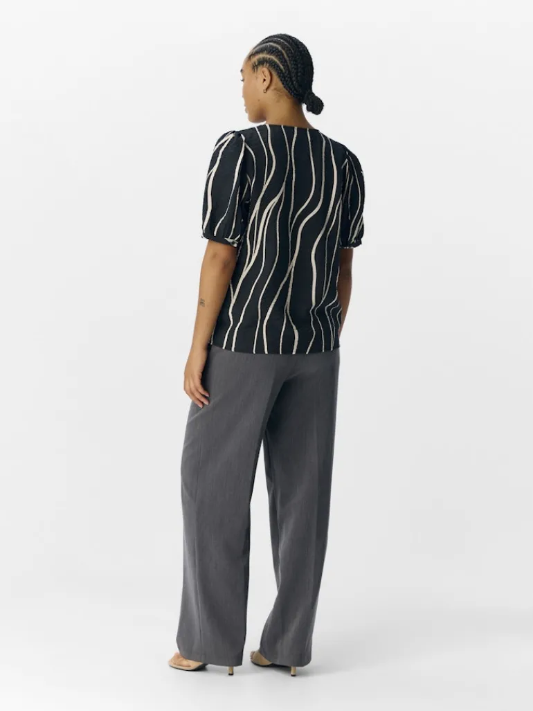 OBJJACIRA S/S V-NECK TOP NOOS black