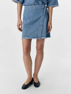 OBJMELIA MW SHORT SKIRT 138 light blue denim