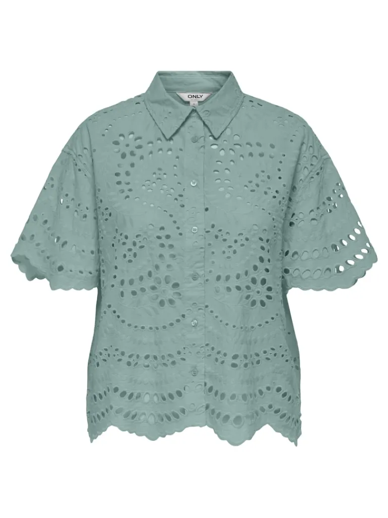 ONLNEW LALISA SS BOXY SHIRT WVN FR blue surf