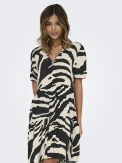 ONLNOVA LIFE VIS S/S THEA DRESS WVN black1