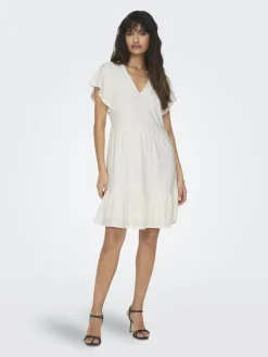 ONLSANDRA S/S V-NECK DRESS JRS NOOS cloud dancer
