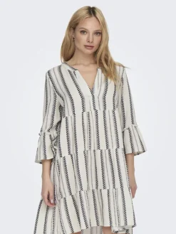 ONLTHYRA PEPLON DRESS AOP WVN cloud dancer