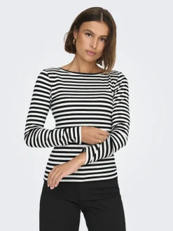 ONLTRISTA L/S BOATNECK TOP BOX JRS black3