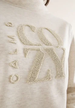 Pullover mit Embroidery oat milk beige melange