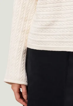 Pullover mit Zopfmuster eggnog