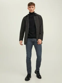 Rollkragenpullover black