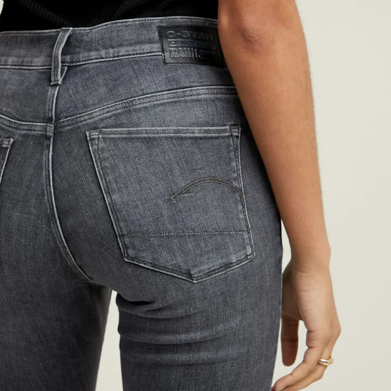 3301 Skinny Wmn faded black magnet