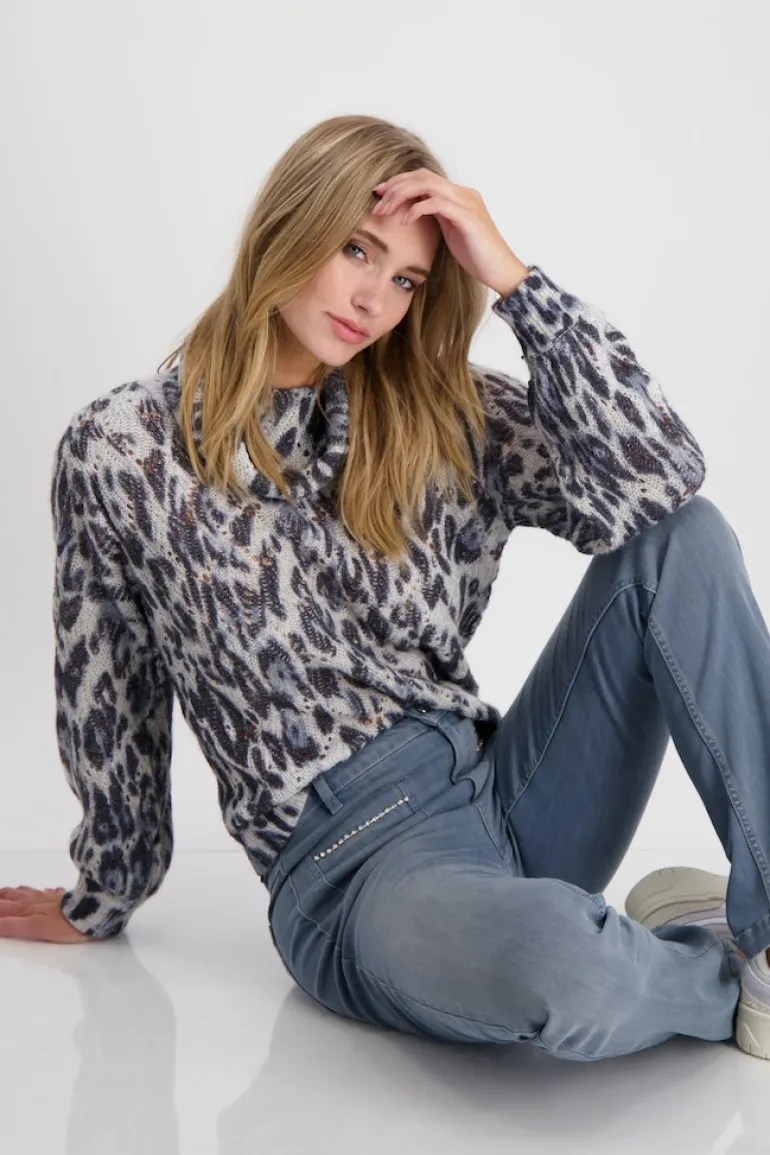 807448 smokey blue gemustert