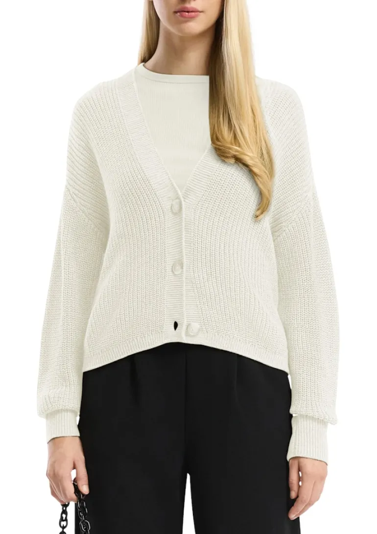 Strickjacke creme