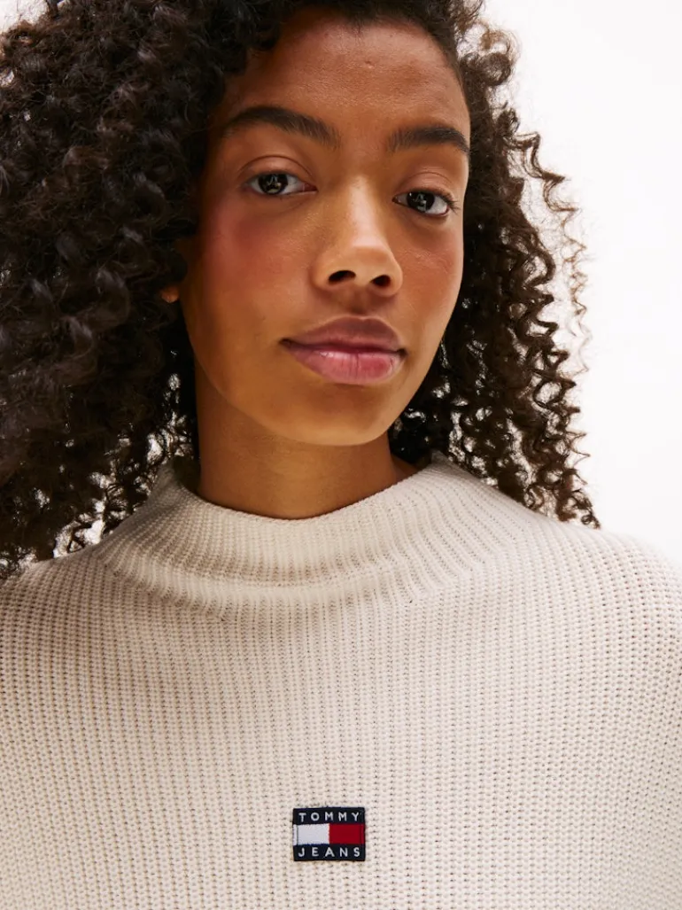 TJW MOCKNECK BADGE SWEATER ancient white