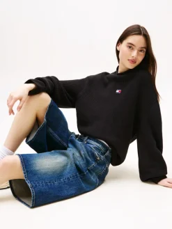 TJW MOCKNECK BADGE SWEATER black