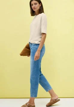 T-Shirt mit Knopfdetail light beige