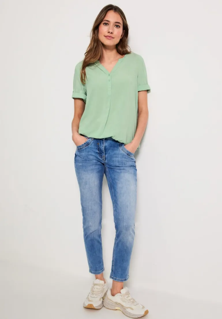 Unifarbene Basic Bluse fresh salvia green