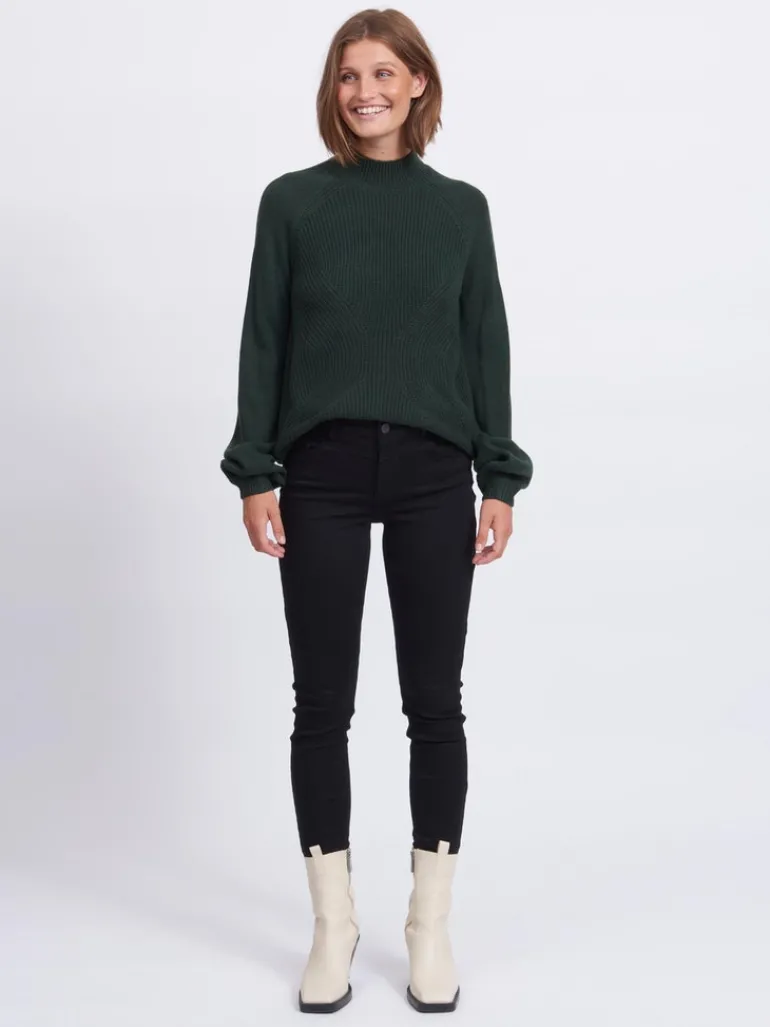 VIOA TURTLENECK L/S KNIT TOP darkest spruce