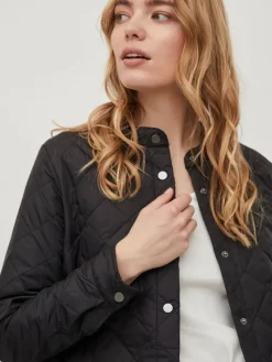 VITRISH QUILTED JACKET/SU - NOOS black