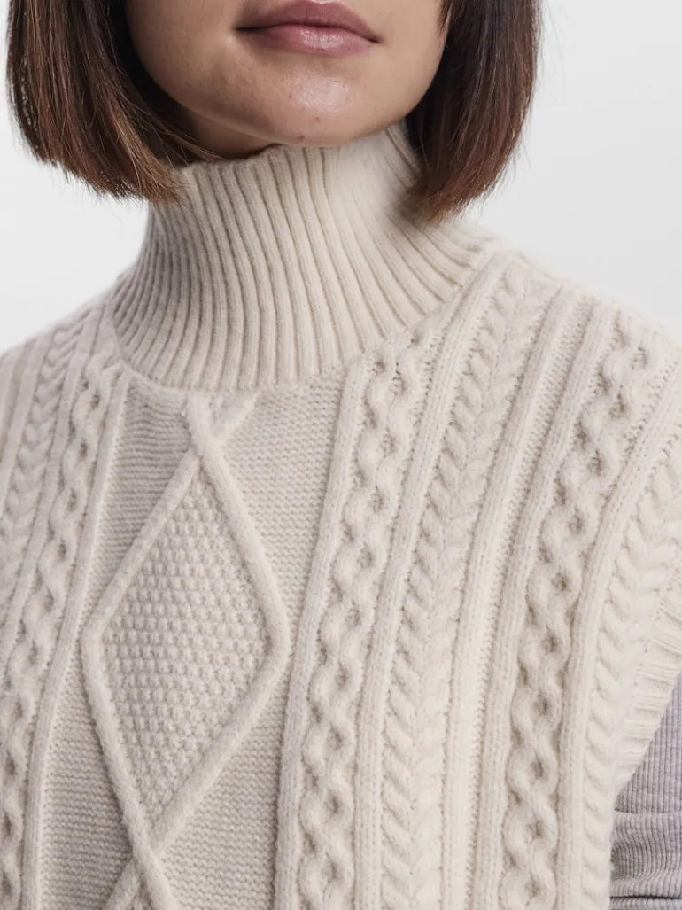 VMAMINA SL HIGH NECK VEST GA birch