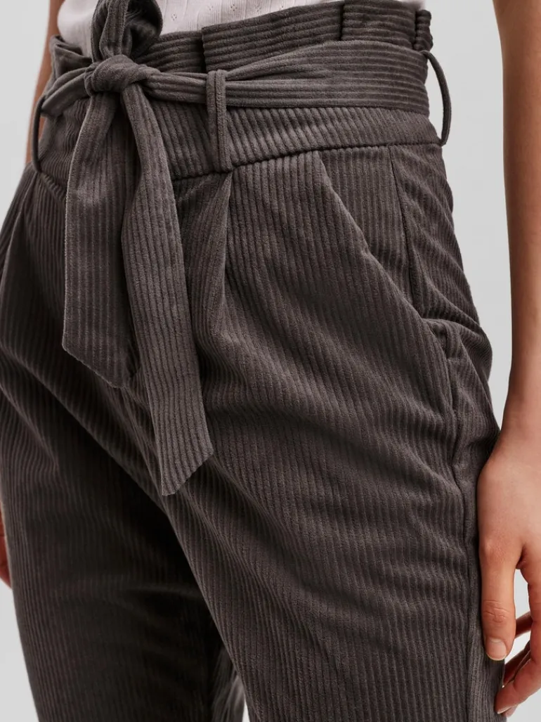 VMEVA HR LOOSE PAPERBAG CORD PANT NOOS peat