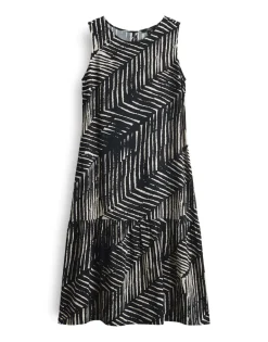 Wicy palm leaves black